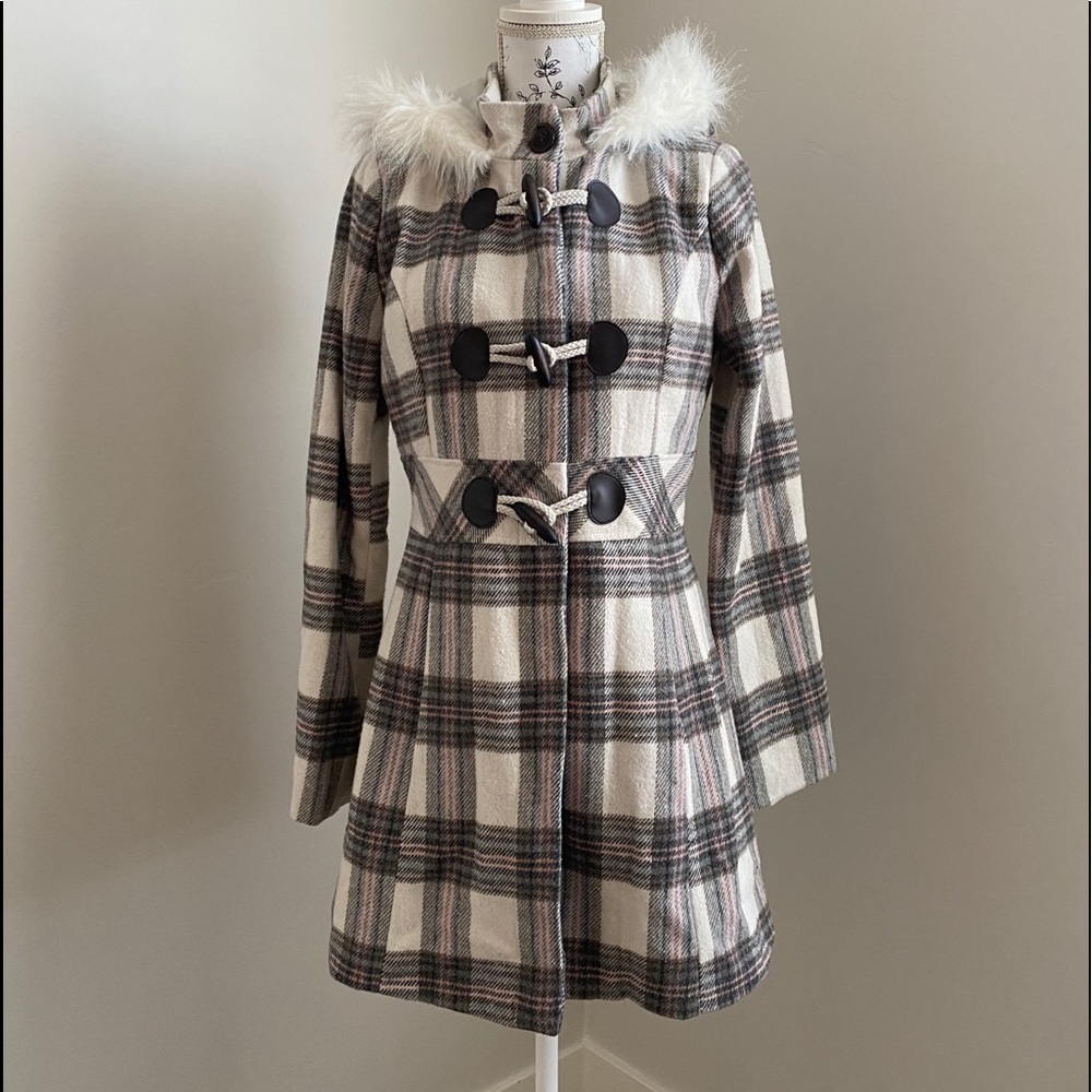 Hooded Coat Size Junior’s Med